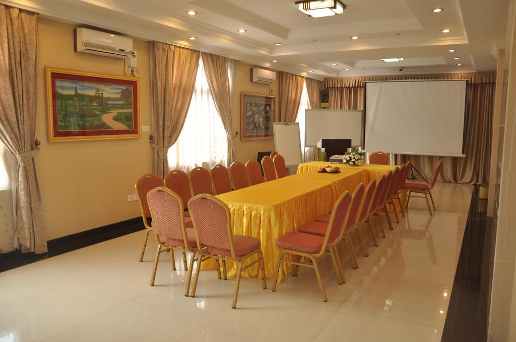 Hotel Golden Hill - 3*